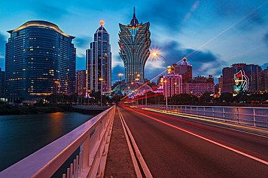 《艾尔登法环》两张新截图曝光 2022年1月发售